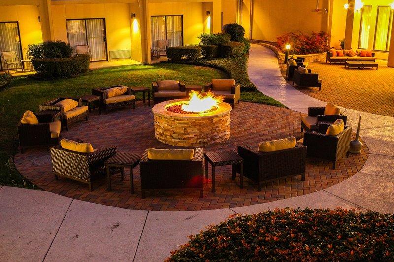 Country Inn & Suites By Radisson, Dallas-Love Field Εξωτερικό φωτογραφία